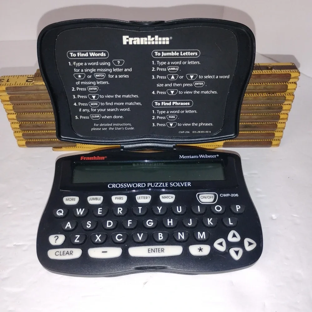 Franklin Handheld Electronic Crossword Puzzle Solver CWP-206 Tested‎ & Working